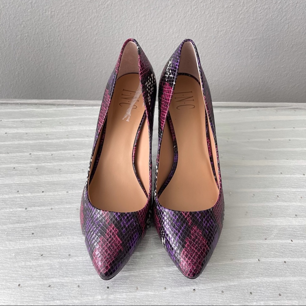 International Concepts Purple Multi Snake Heels